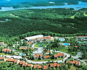 Four Seasons Racquet And Country Club