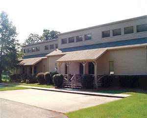 Hiawatha Manor West at Lake Tansi