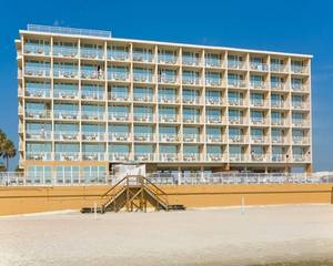 Georgian Inn Beach Club