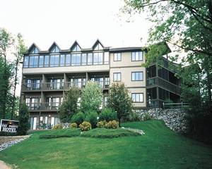 Pointe Hotel and Suites