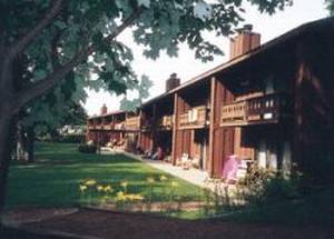 Lake Forest Resort and Club