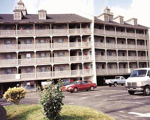 Taranova at Seawatch Inn