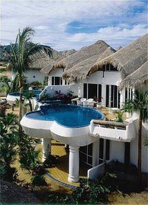 Club Cascadas de Baja