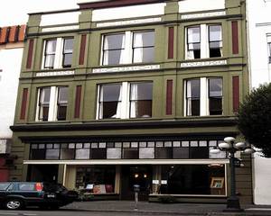 Royal Victoria Suites