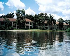Harder Hall Lakeside Villas