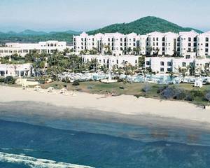 Pueblo Bonito Emerald Bay Resort
