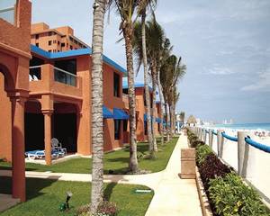 Sunshine Club at Tucancun Beach