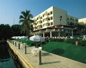 Sea Garden and Marina Vallarta