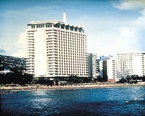 Plaza Las Glorias Paraiso