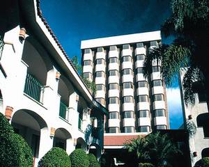 Hotel and Suites Guadalajara Plaza Lopez Mateos