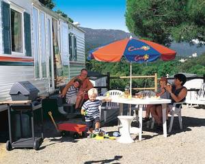 Camping Le Bois De Valmarie