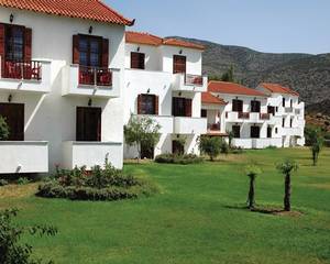 Sirenes Beach Resort