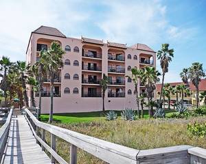 Las Olas Beach Club of Cocoa Beach