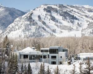 Dolce Aspen Meadows Resort