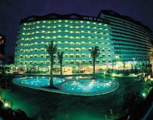 Esmeralda Beach Club