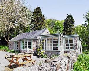 Shore Cottage