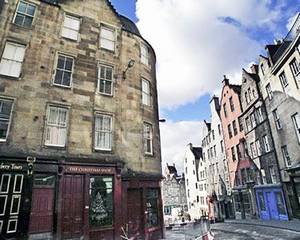 West Bow