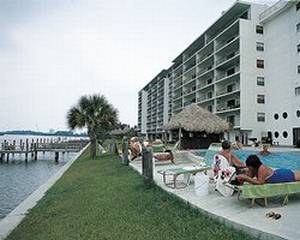 Bay Shores Yacht and Tennis Club