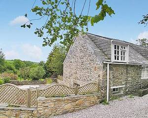 Hele Stone