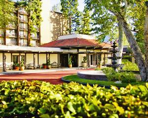 Beverly Garland Holiday Inn