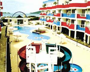 Ingleses Holiday Resort