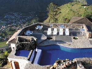 Luna Runtun Resort and Spa