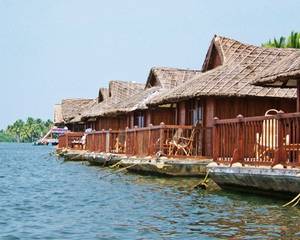 Poovar Island Resort