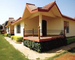 Country Club International