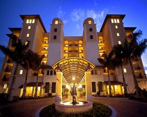 Sunset Cove Resort and Suites