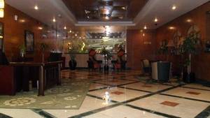 Oasis Court Hotel Apartments