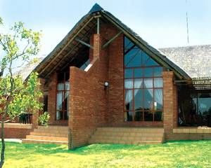 Monateng Safari Lodge