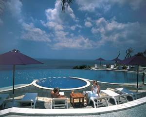 Blue Point Bay Villas and Spa