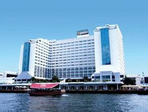 Menam Riverside Hotel