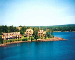 Lakehomes at Superior Shores